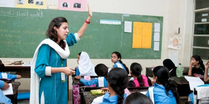 Sindh education dept notifies corporal punishment rules